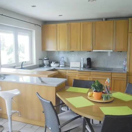 Entier Lea Avec Petit Dejeuner * Hilsprich