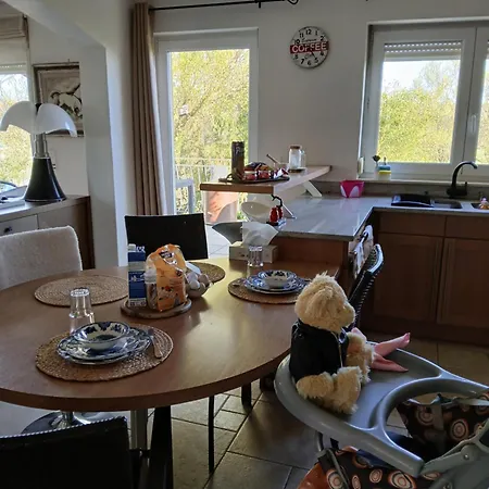 Entier Lea Avec Petit Déjeuner Séjour chez l'habitant Hilsprich