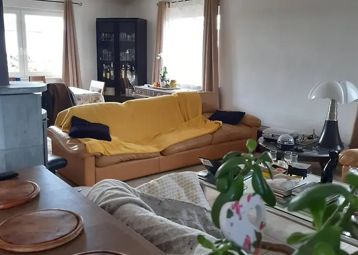 Entier Lea Avec Petit Dejeuner