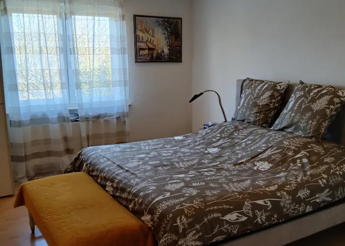 Entier Lea Avec Petit Dejeuner Hilsprich