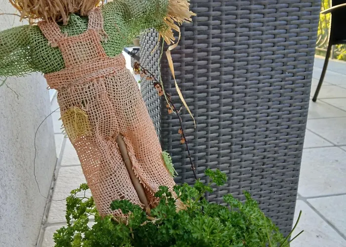 Entier Lea Avec Petit Dejeuner